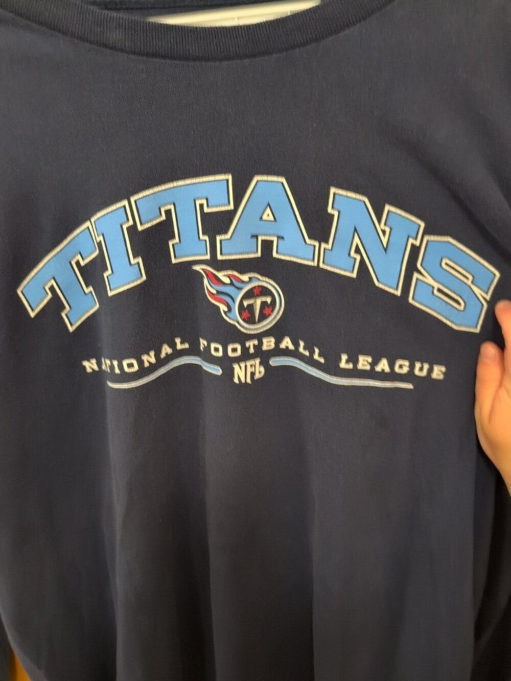 NFL Shirt Mens XL Navy Long Sleeve Tee Vintage Tennessee Titans Graphic Football - Picture 2 of 8